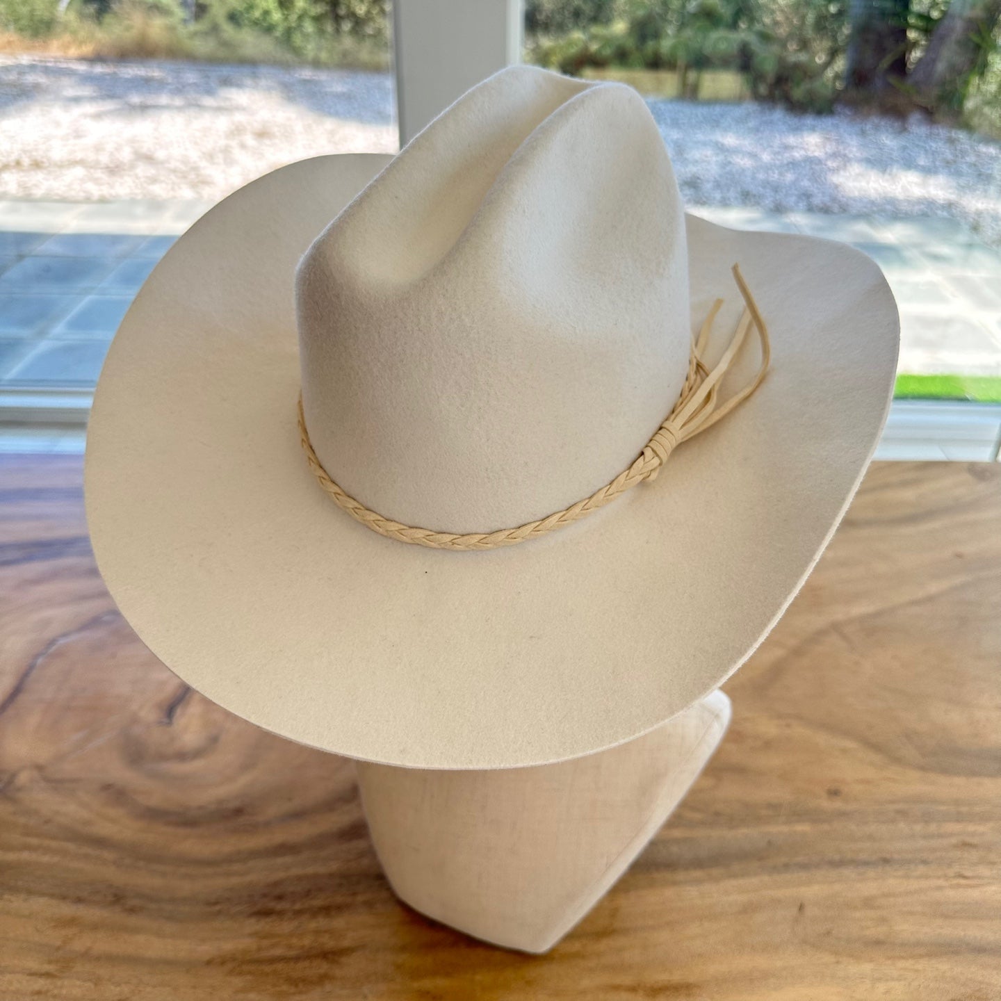 WOOL CATTLEMAN COWBOY WESTERN HAT W/ SUEDE BELT
