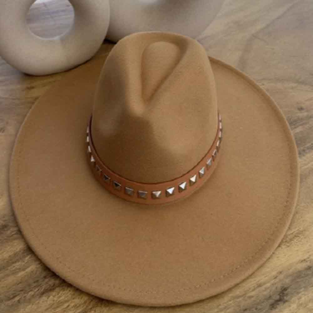 VEGAN FELT FEDORA W/STUDDED LEATHER BELT