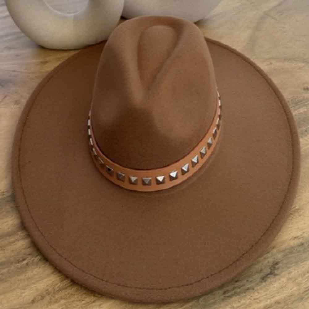 VEGAN FELT FEDORA W/STUDDED LEATHER BELT