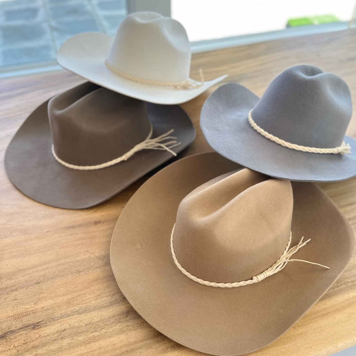 WOOL CATTLEMAN COWBOY WESTERN HAT W/ SUEDE BELT