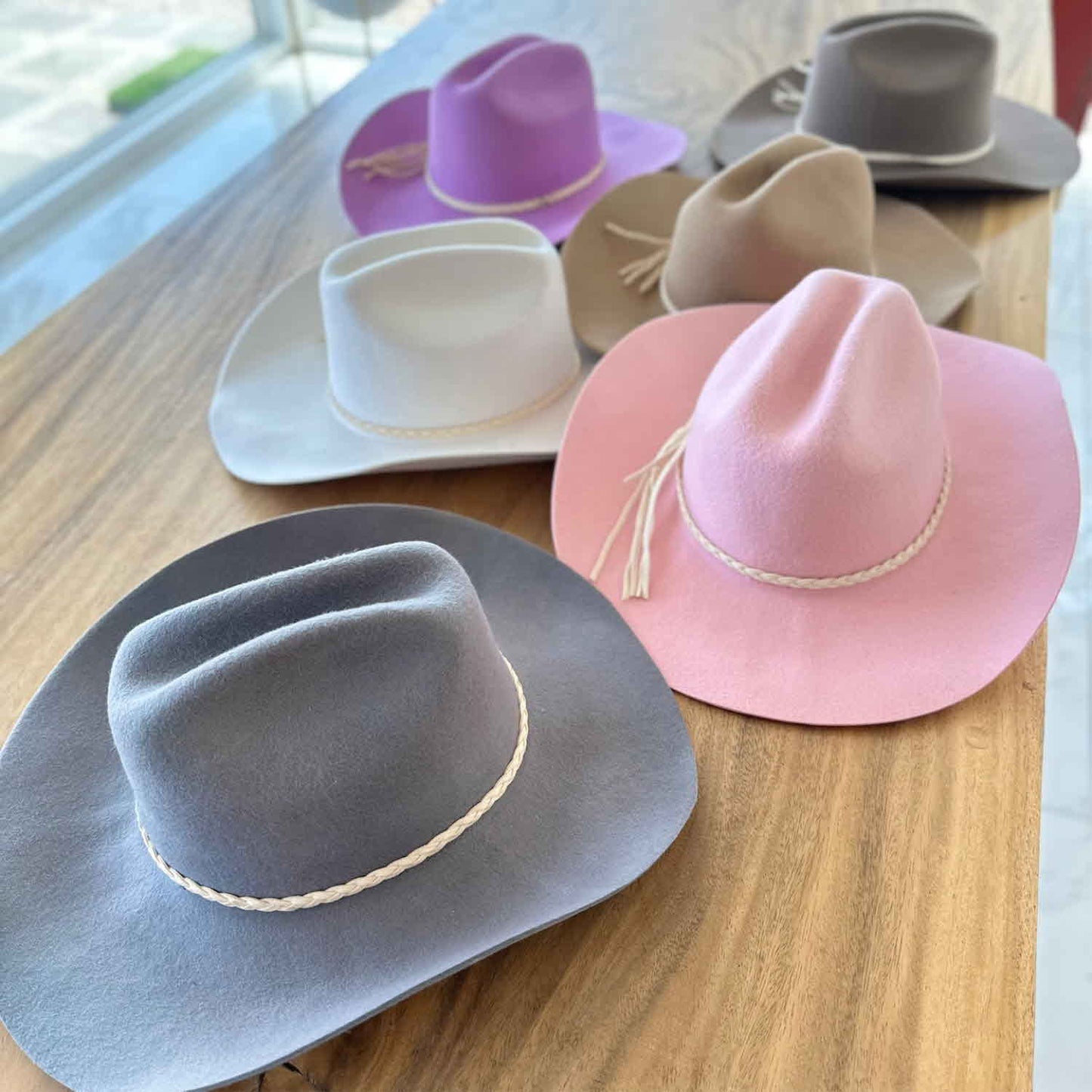WOOL CATTLEMAN COWBOY WESTERN HAT W/ SUEDE BELT