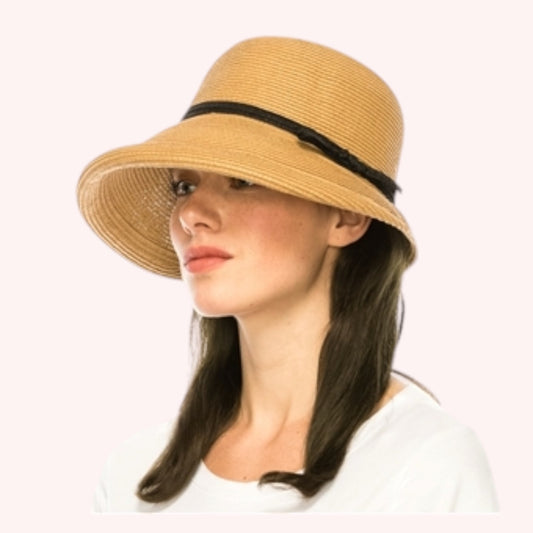 Straw Cloche Hat w/ Front Brim Curl – Chic & Packable