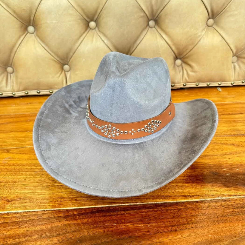 VEGAN SUEDE COWBOY HAT STUDDED LEATHER BELT