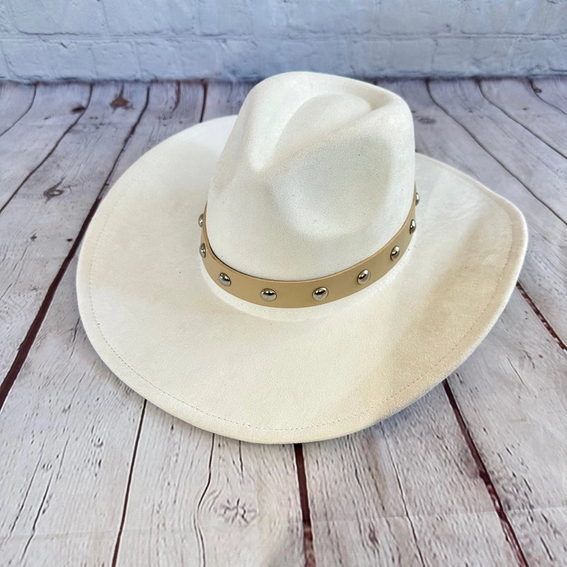 VEGAN SUEDE COWBOY HAT W/ STUDDED LEATHER BELT