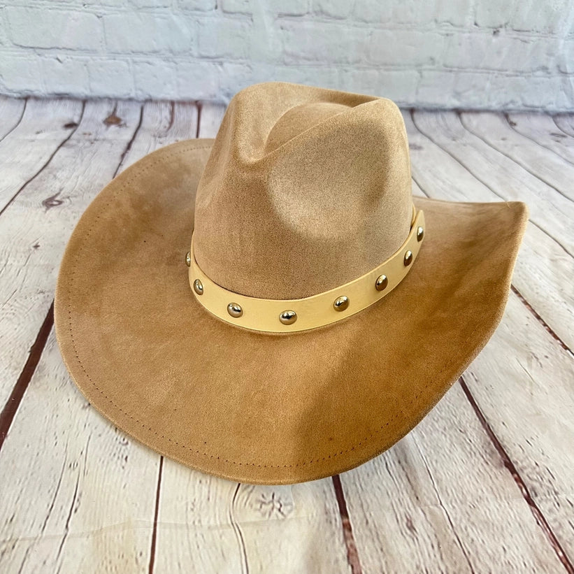 VEGAN SUEDE COWBOY HAT W/ STUDDED LEATHER BELT