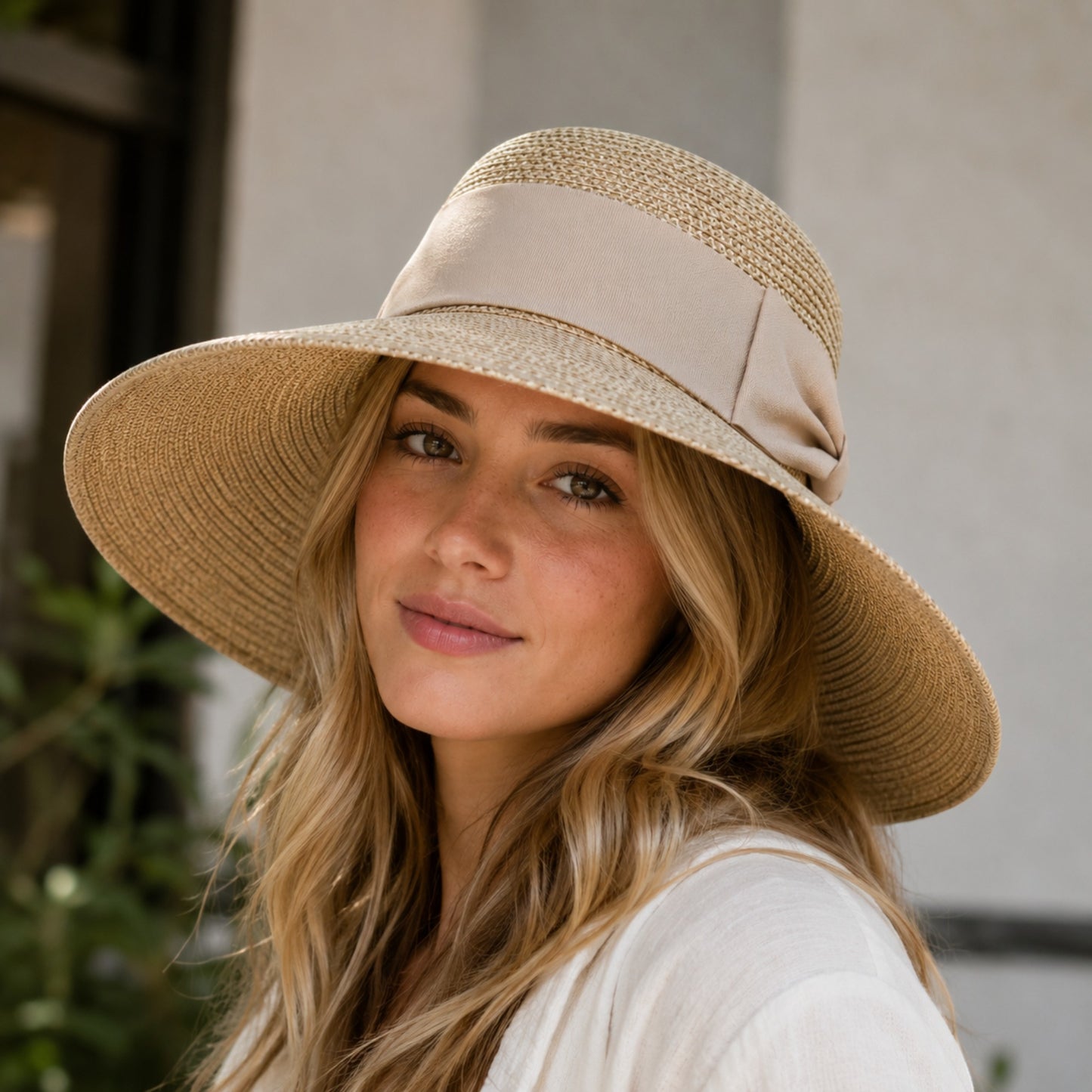 Straw Sun Hat Women UPF 50+ Wide Brim Faceframer Backless Beach Hat Packable Summer Hat