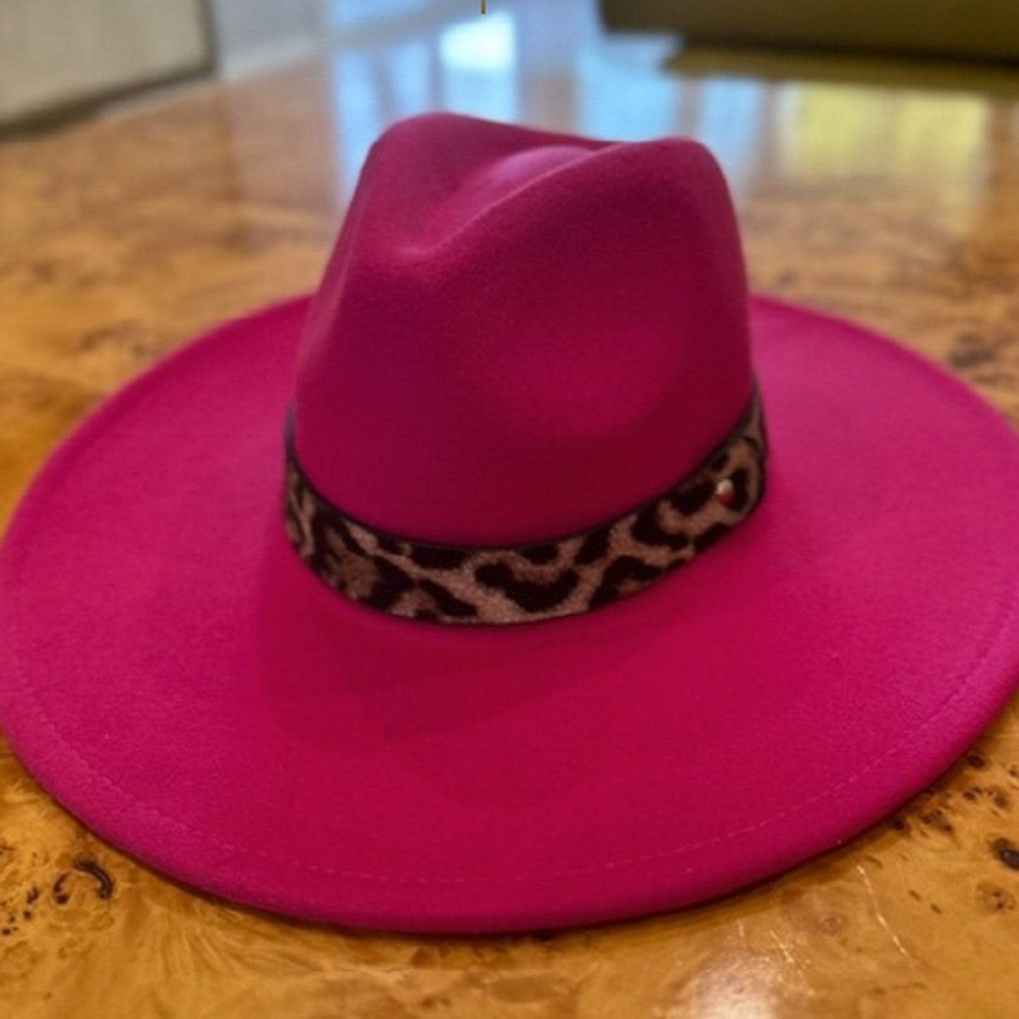 VEGAN FELT PANAMA HAT  W/ LEOPARD PRINTED BELT