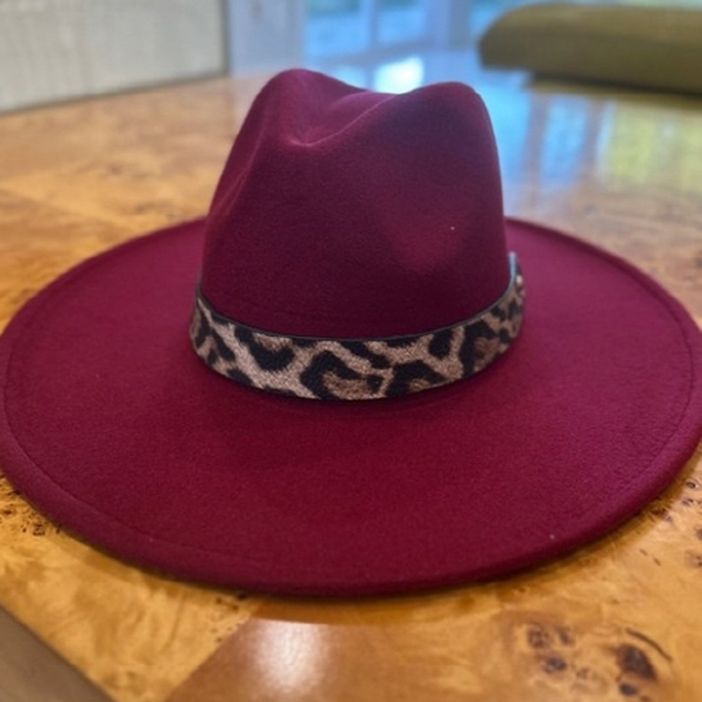 VEGAN FELT PANAMA HAT  W/ LEOPARD PRINTED BELT