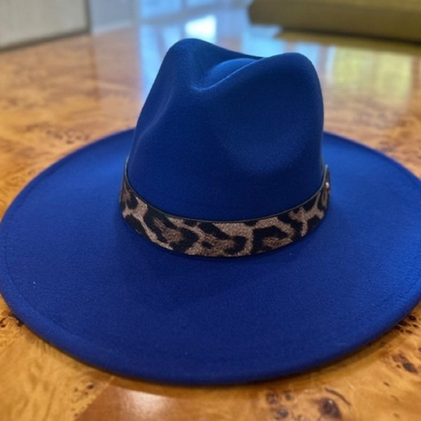 VEGAN FELT PANAMA HAT  W/ LEOPARD PRINTED BELT