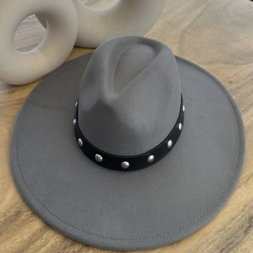 VEGAN FELT FEDORA W/STUDDED LEATHER BELT