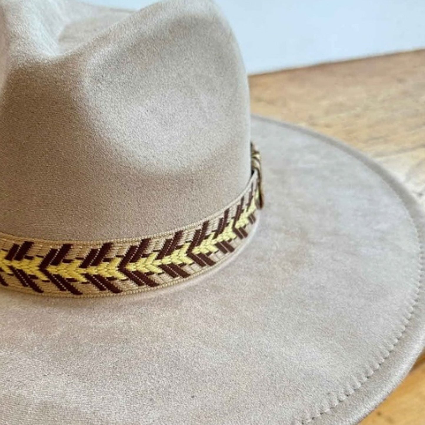 VEGAN SUEDE FEDORA HAT W/JAQUARD TAPE