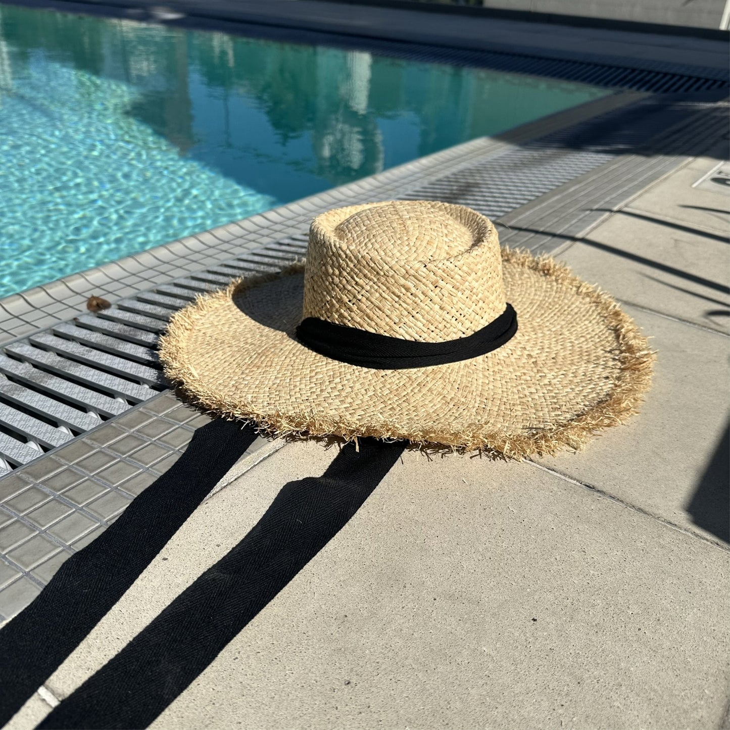 Frayed Edge Straw Rancher Hat with Ribbon Tie – Boho Chic!