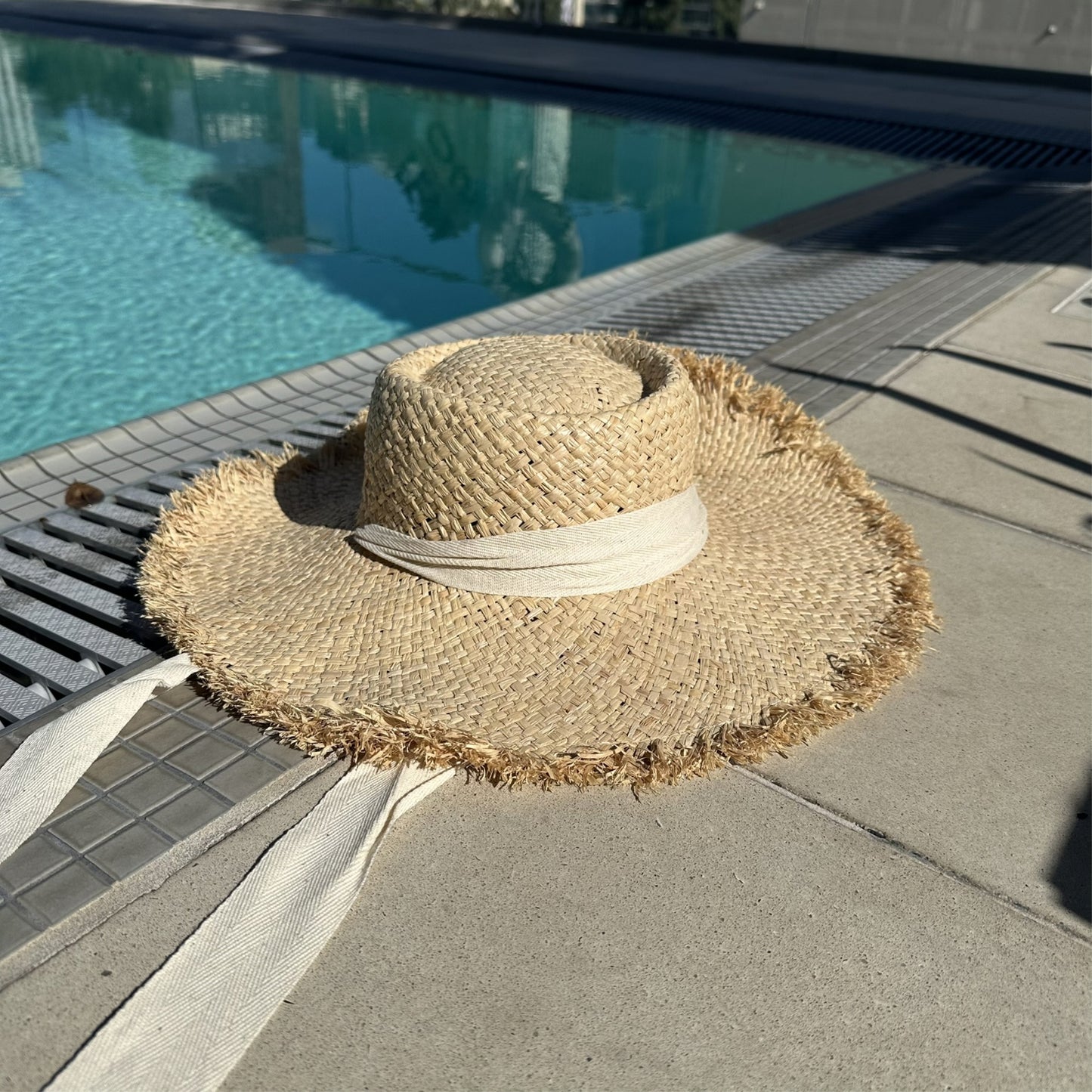 Frayed Edge Straw Rancher Hat with Ribbon Tie – Boho Chic!