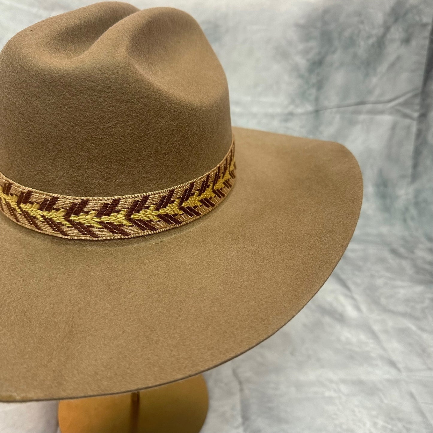 AUSTRIAN WOOLVINTAGE  CATTLEMAN  HAT WITH JAQUARD TAPE