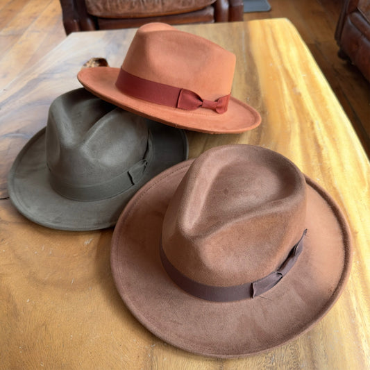 SHORT BRIM SUEDE RANCHER HAT  W/ RIBBON