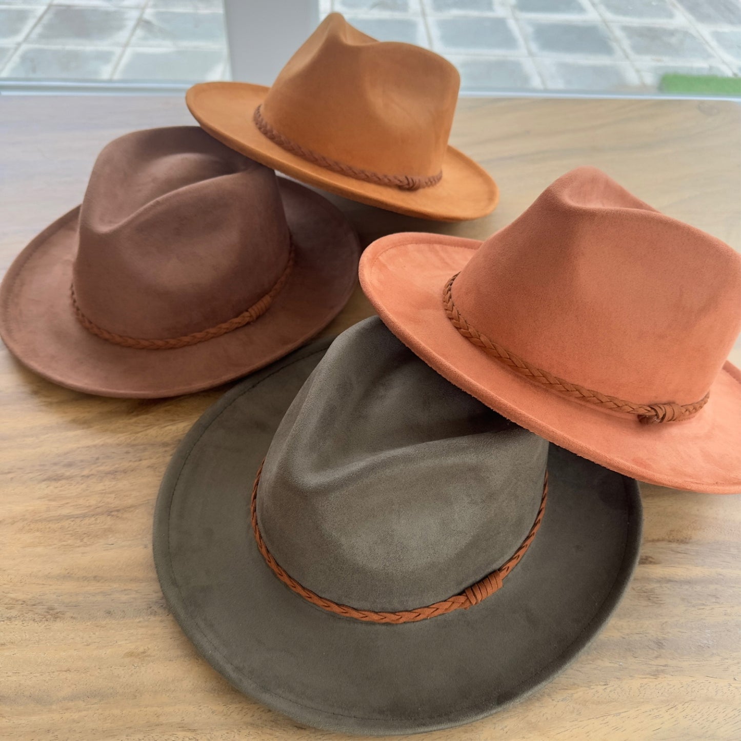 SHORT BRIM SUEDE RANCHER HAT  W/ BRAIDE SUEDE BEELT