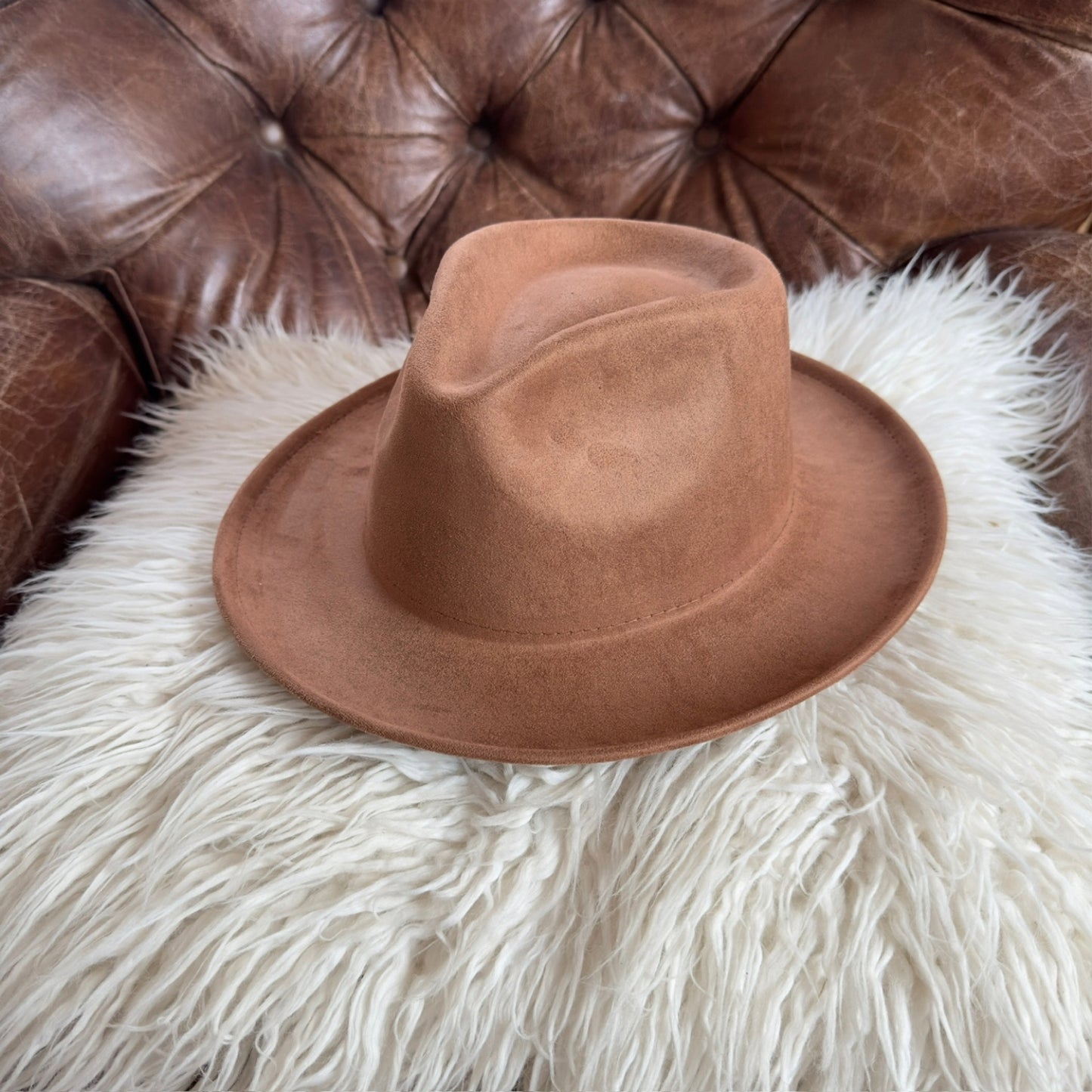 SHORT BRIM SUEDE RANCHER HAT