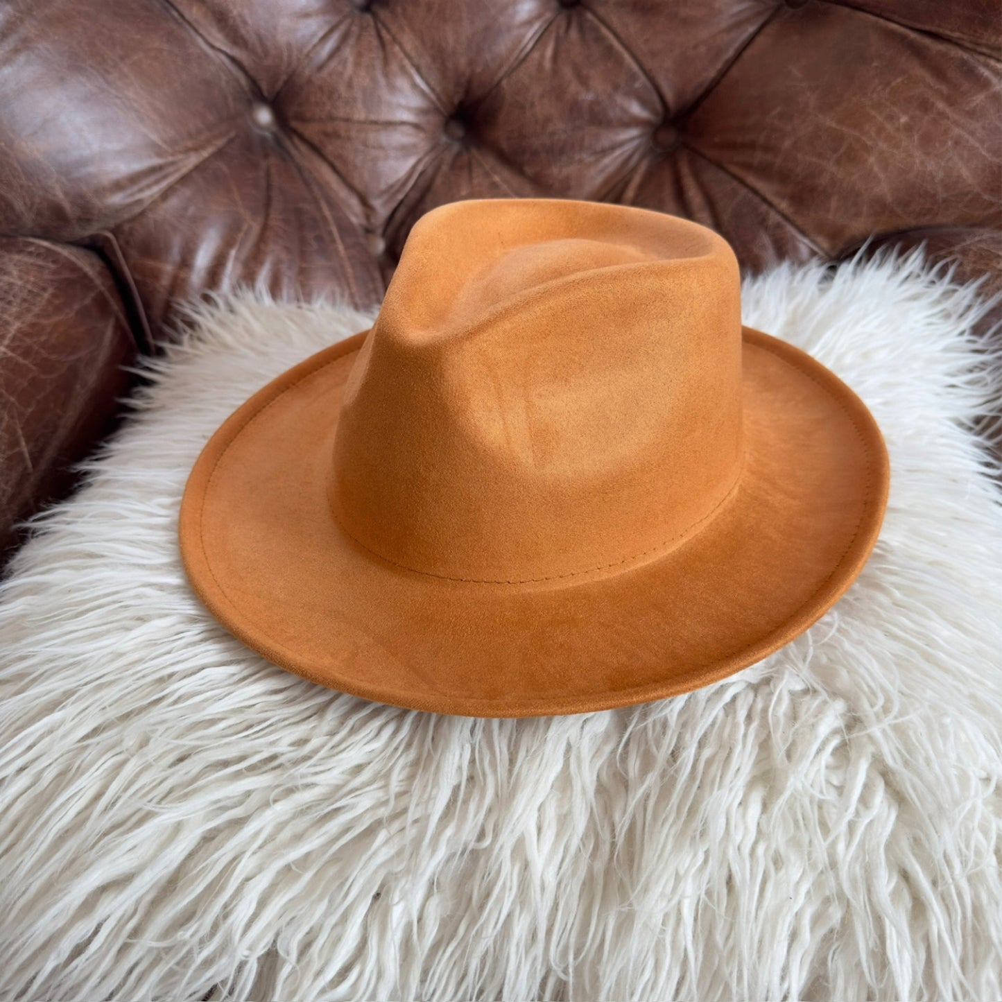 SHORT BRIM SUEDE RANCHER HAT