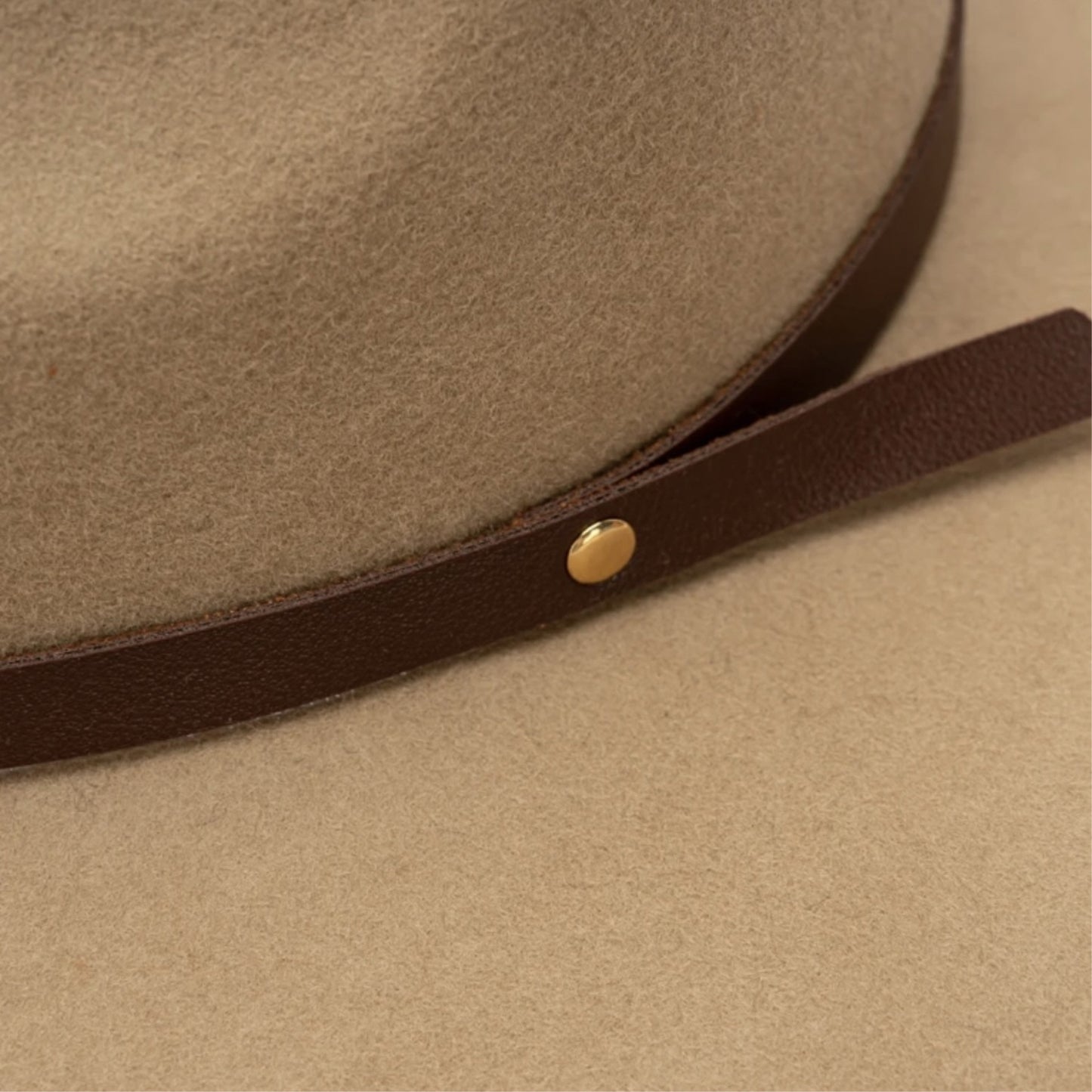 WOOL RANCHER HAT WITH LEATHER BELT