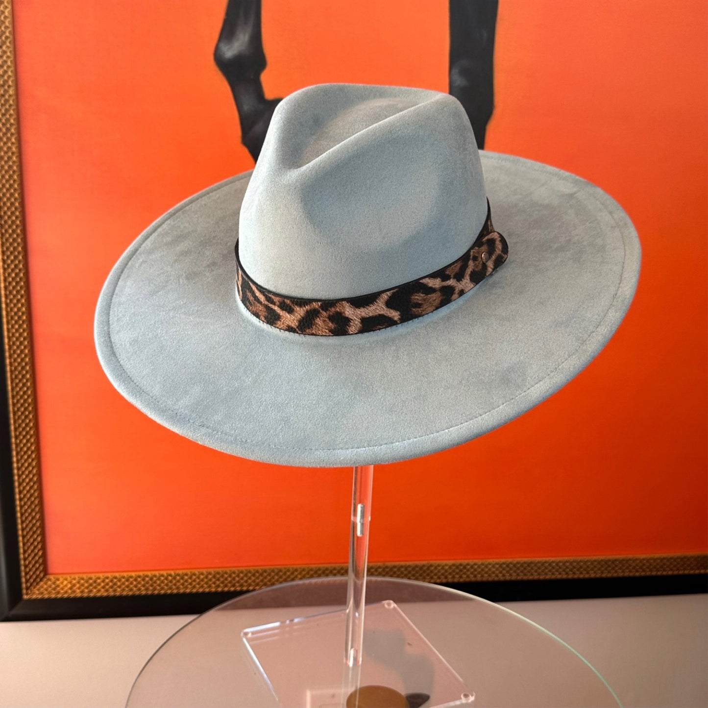 WIDE BRIM VEGAN SUEDE HAT WIDE LEOPARD LEATHER BELT