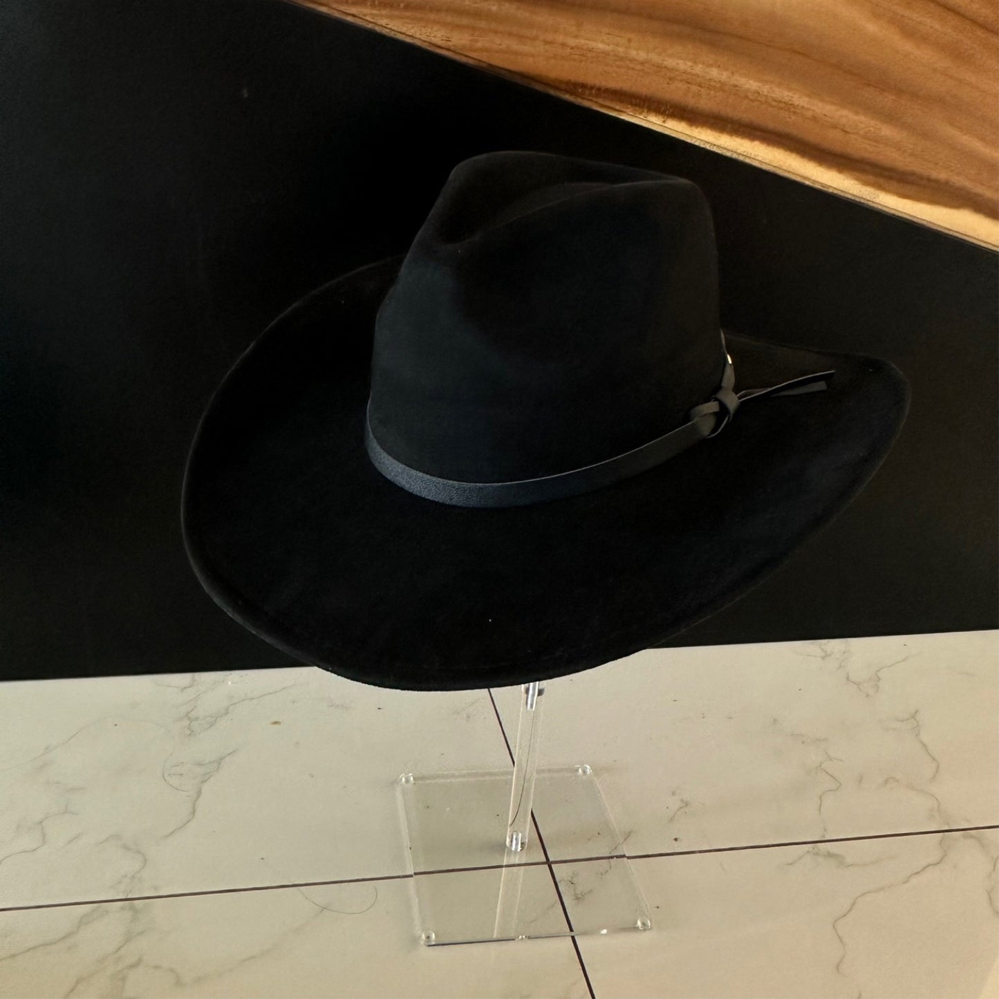 VEGAN SUEDE COWBOY HAT W/ LEATHER BELT