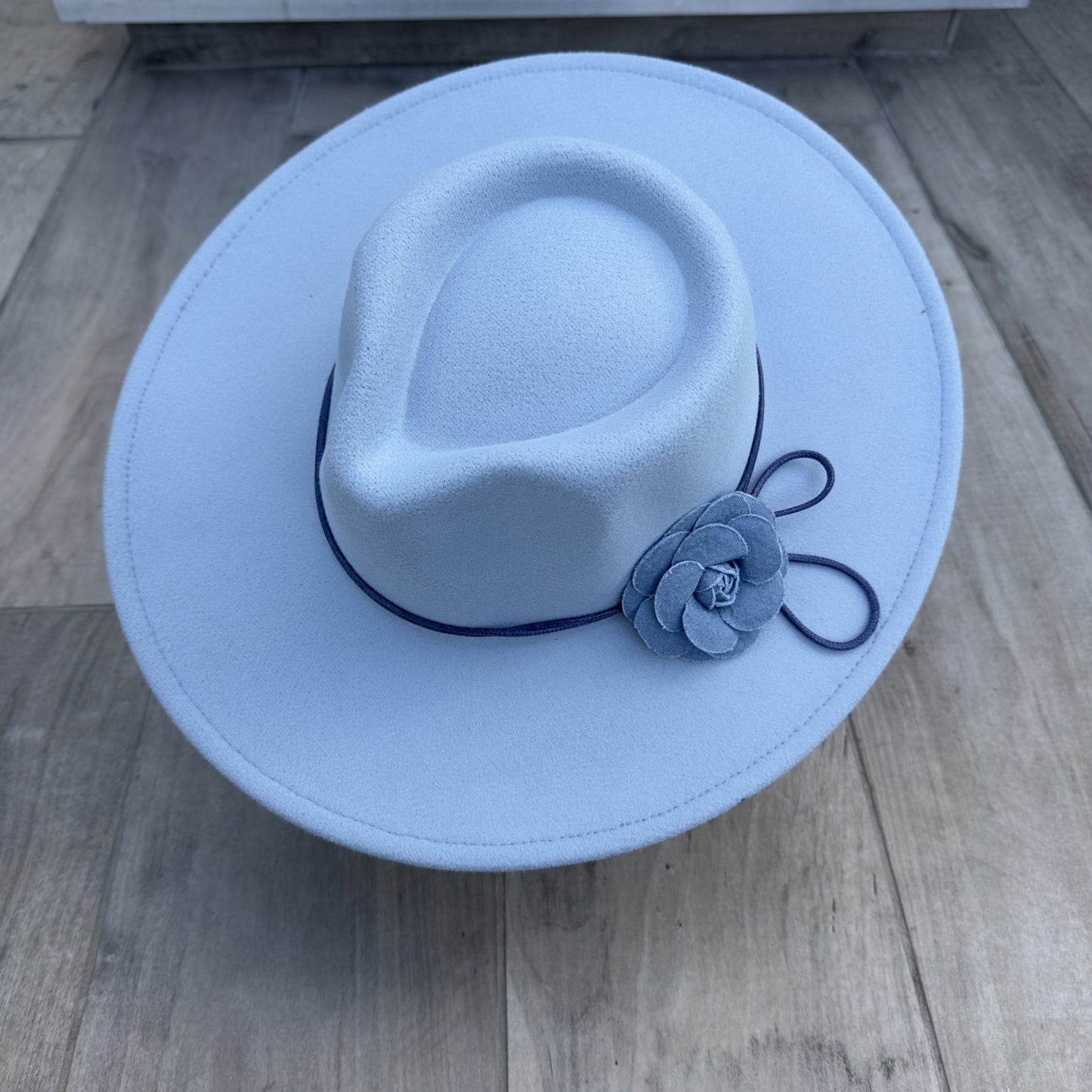 The Vegan Felt Rancher Hat – Feminine & Chic!