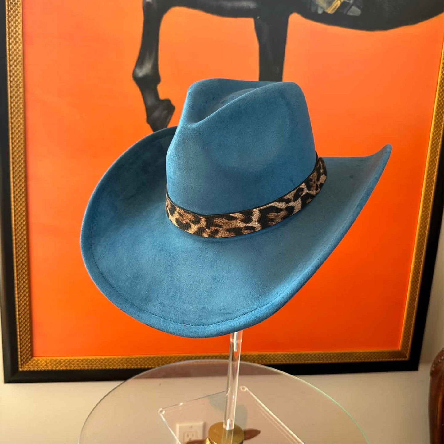 VEGAN SUEDE COWBOY HAT W / LEOPARD LEATHER BELT