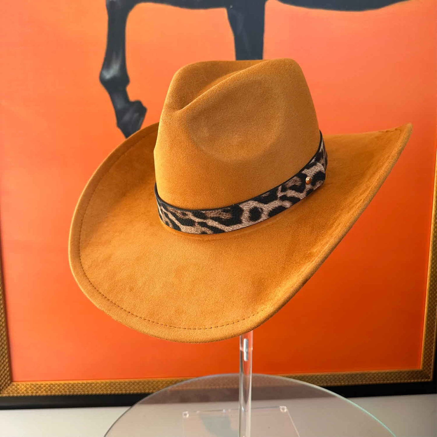 VEGAN SUEDE COWBOY HAT W / LEOPARD LEATHER BELT