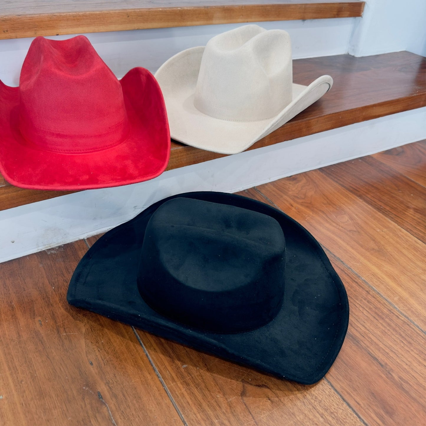 VEGAN SUEDE CATTLEMAN HAT