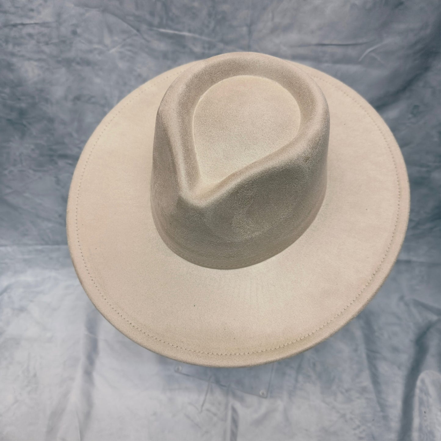 VEGAN FELT RANCHER