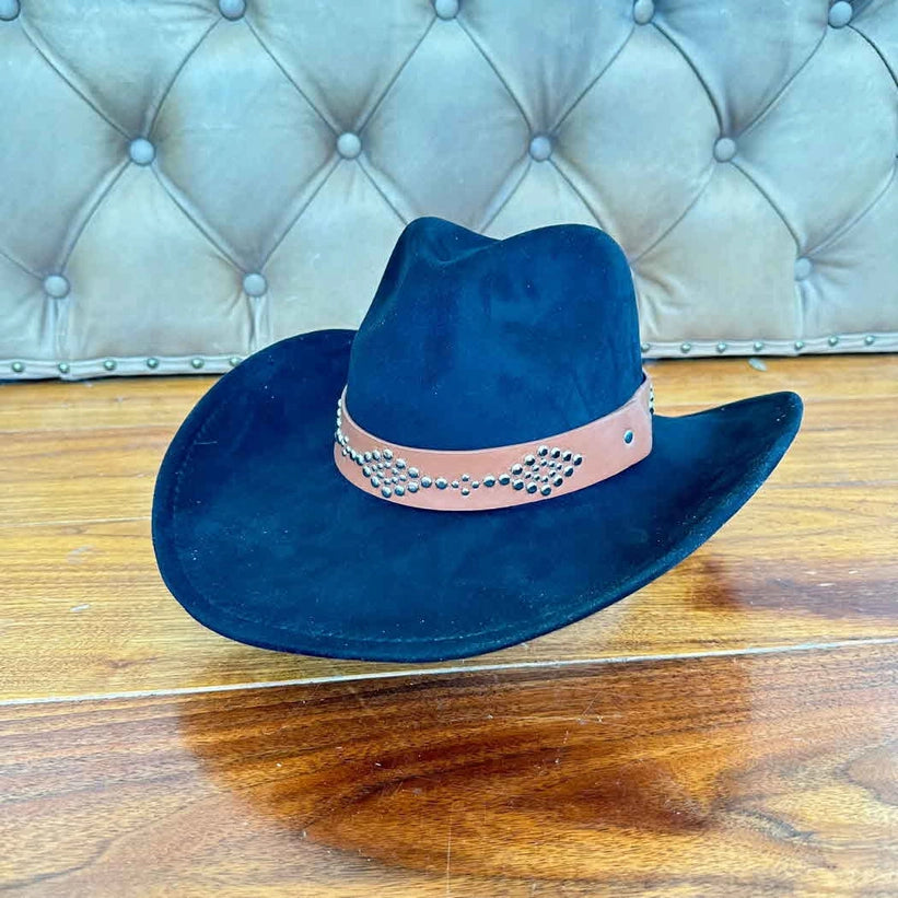 VEGAN SUEDE COWBOY HAT STUDDED LEATHER BELT