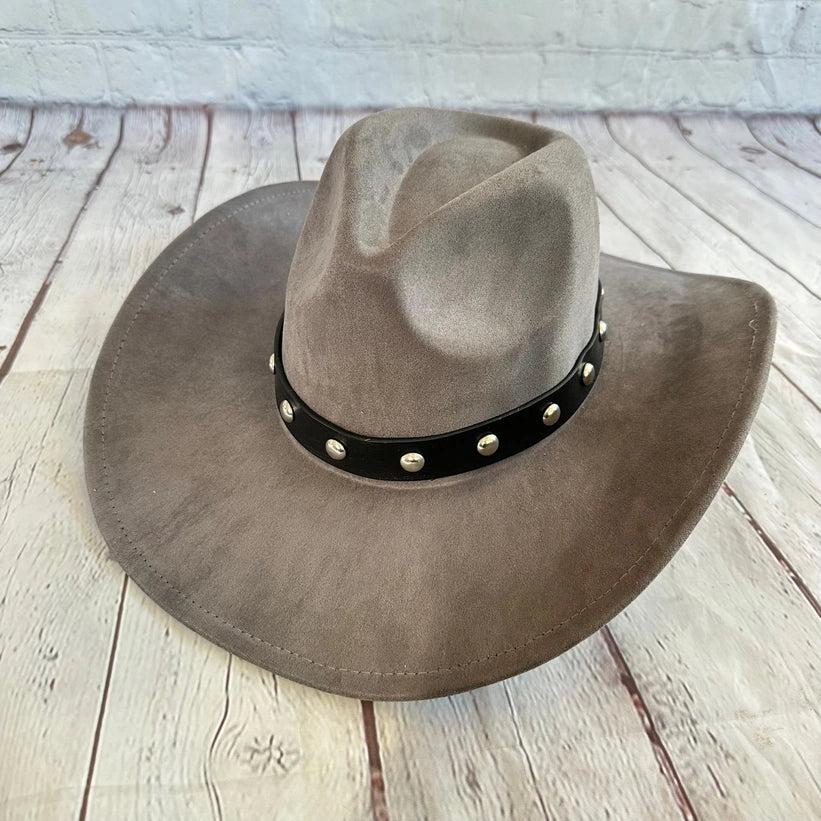 VEGAN SUEDE COWBOY HAT W/ STUDDED LEATHER BELT