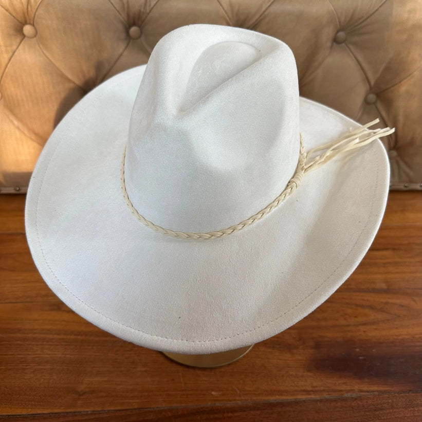 VEGAN SUEDE COWBOY HAT W/ BRAID SUEDE BELT