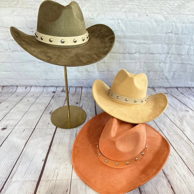 VEGAN SUEDE COWBOY HAT W/ STUDDED LEATHER BELT